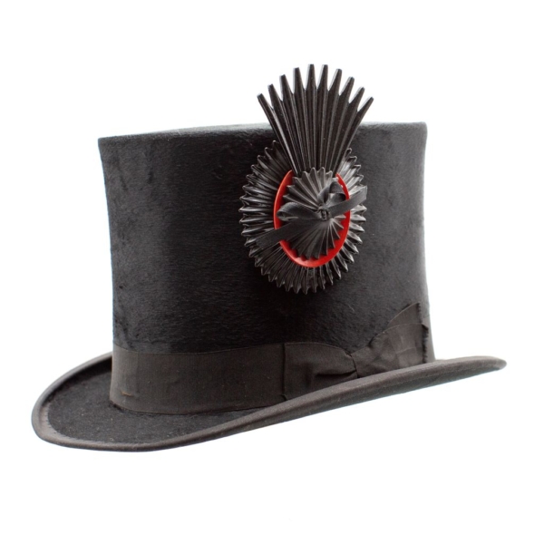 Black and red rosette for driver's hat and passenger. Complements and accessories for coachman. Saddlery Dorantes.
