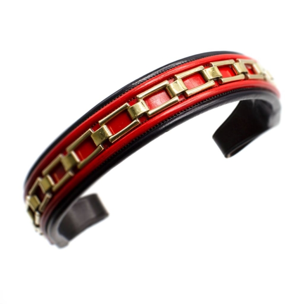 Black and red leather brow band with brass chain. Complement or accessory of chitipon or garnish. Dorantes