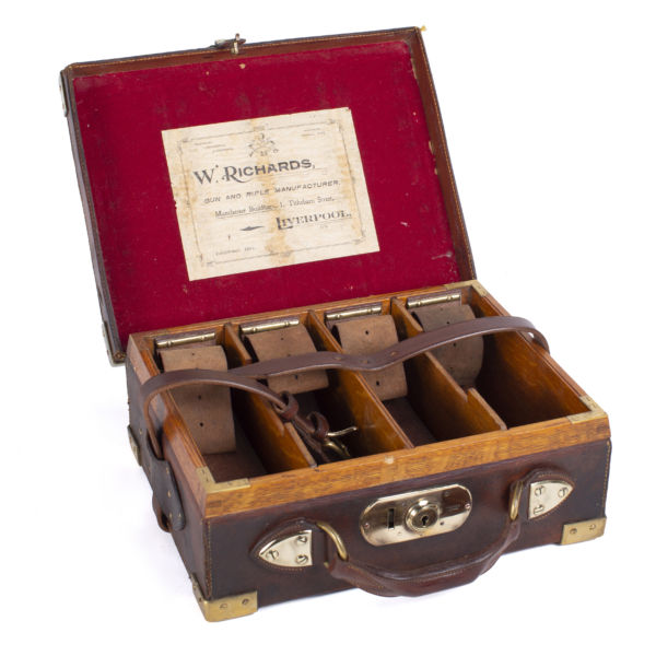 Leather case for cartridges W. RICHARDS.