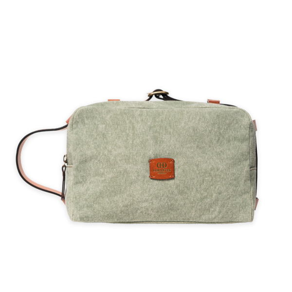 Ideal bag for travelers made of 100% organic cotton