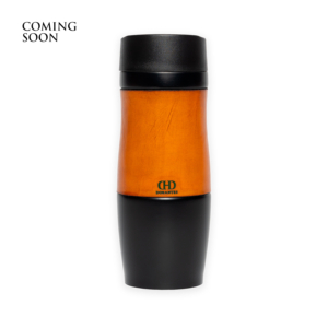 Stainless steel thermos in black and lined with vegetable tanned leather