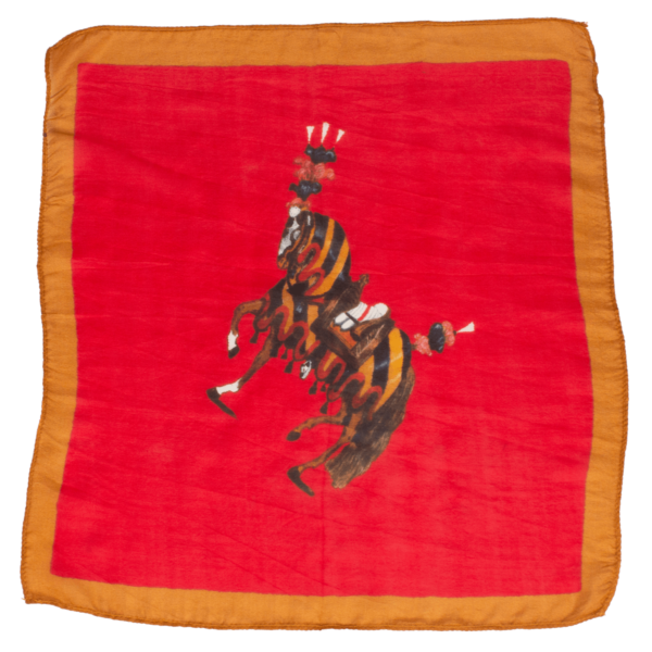 Pañuelo de seda en color rojo diseño Dorantes Harness. Cada pañuelo está cuidadosamente elaborado por expertos artesanos utilizando técnicas tradicionales